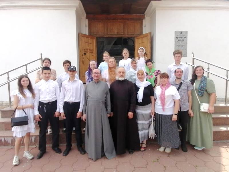Воспитанники воскресной школы Покровского храма г. Липецка совершили паломничество в г. Чаплыгин